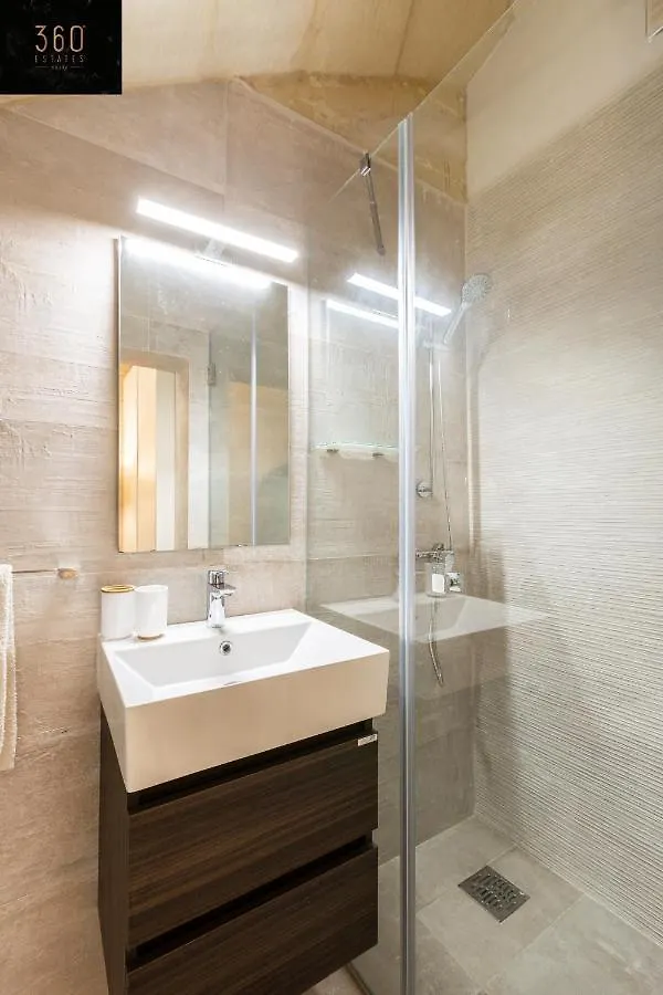 Apartment Historical Mdina Gem Lux Home With Rooftop Pool By 360 Estates