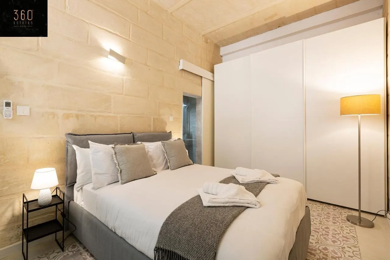 Historical Mdina Gem Lux Home With Rooftop Pool By 360 Estates Malta