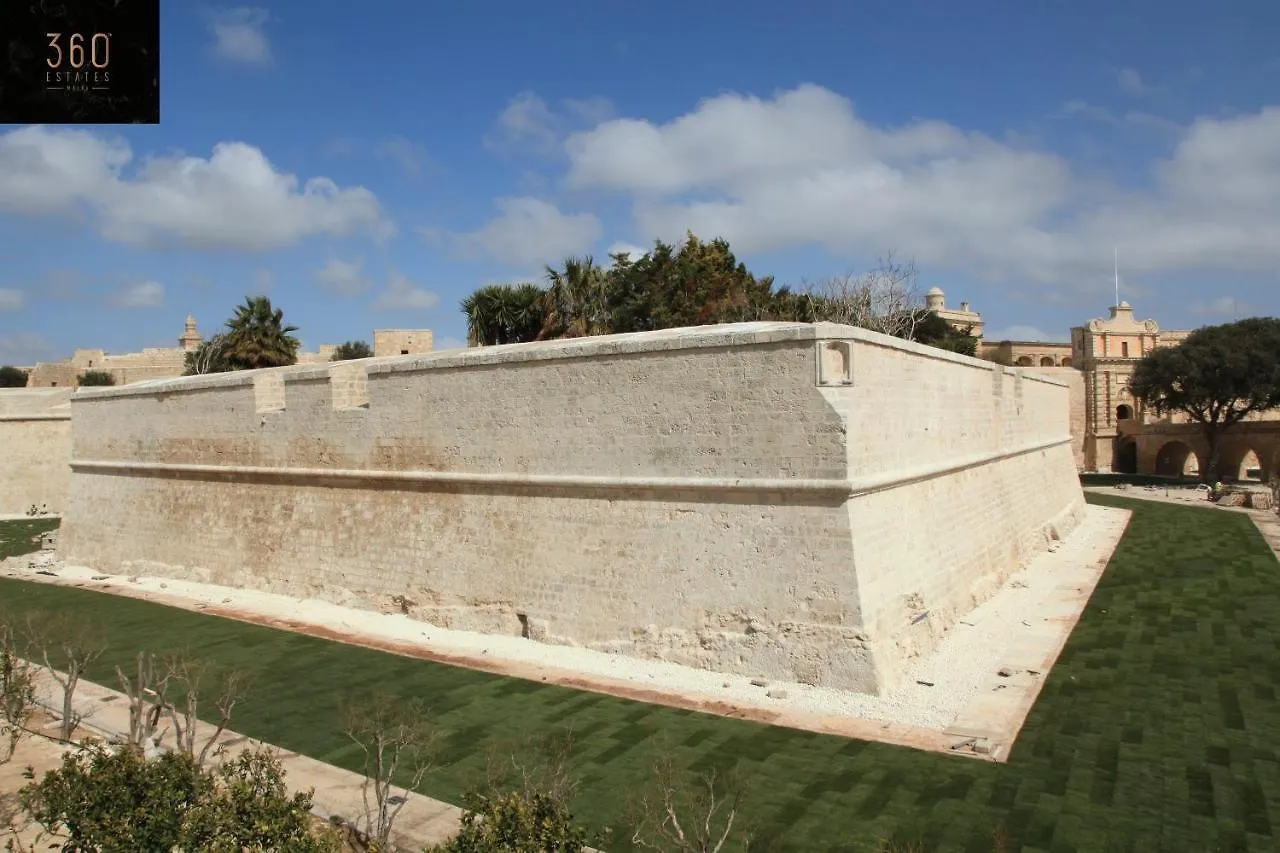 Apartment Historical Mdina Gem Lux Home With Rooftop Pool By 360 Estates